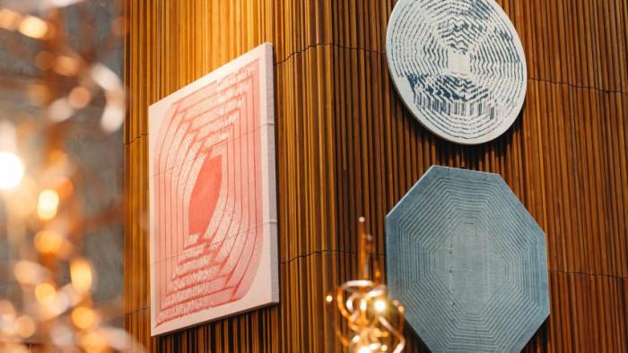 Negyvenkét különleges helyszín vesz részt az Art Weekend Budapest fesztiválon, gazdagítva ezzel a kulturális élményeket és lehetőségeket.