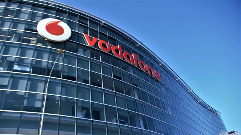 Leállás vár a Vodafone-nál: több szolgáltatás szünetelni fog - Pénzcentrum

A Vodafone-nál hamarosan leállásra számíthatunk, amely számos szolgáltatást érint majd. A részletek és az érintett rendszerek a közeljövőben várhatóan nyilvánosságra kerülnek, ezé