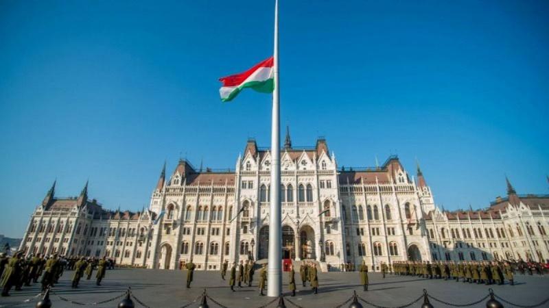 Tisztázzuk a félreértéseket: a fizetések szempontjából Magyarország sajnos elmarad Románia, Horvátország és Szlovákia mögött - Mandiner.