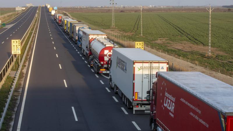 Elérkezett az időpontfoglalás ideje a határátkeléshez, valamint az országos vészhelyzeti riasztási rendszer bevezetéséhez.