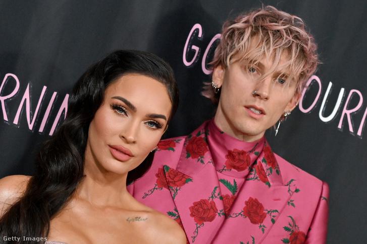 Machine Gun Kelly nyilatkozott Megan Foxszal közös gyermekük kapcsán, elárulva, hogy a vörös szőnyeges esemény után azonnal sietett haza, hogy mellette lehessen beteg kislányuknak. Az édesapa elmondta, mennyire fontos számára, hogy a családja mellett legy