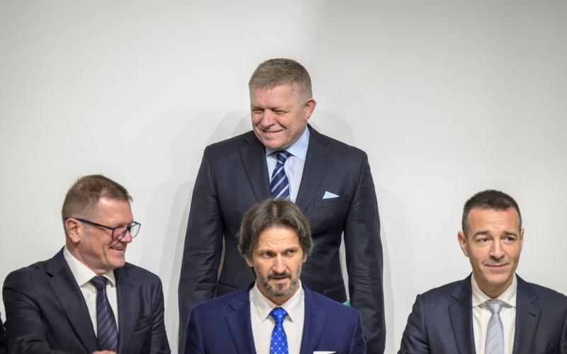 Természetesen, itt van a szöveg egyedi változata, ahol a 