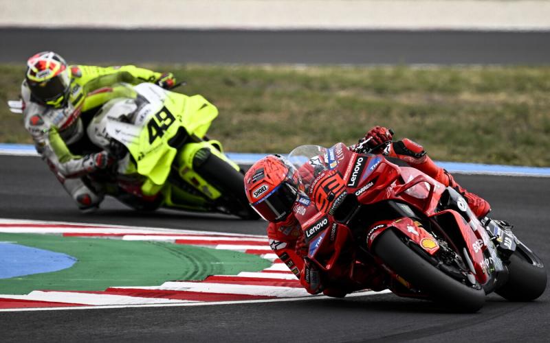 Márquez diadalmaskodott a MotoGP Magyar Nagydíján, amelyet a festői Balaton mellett rendeztek meg.