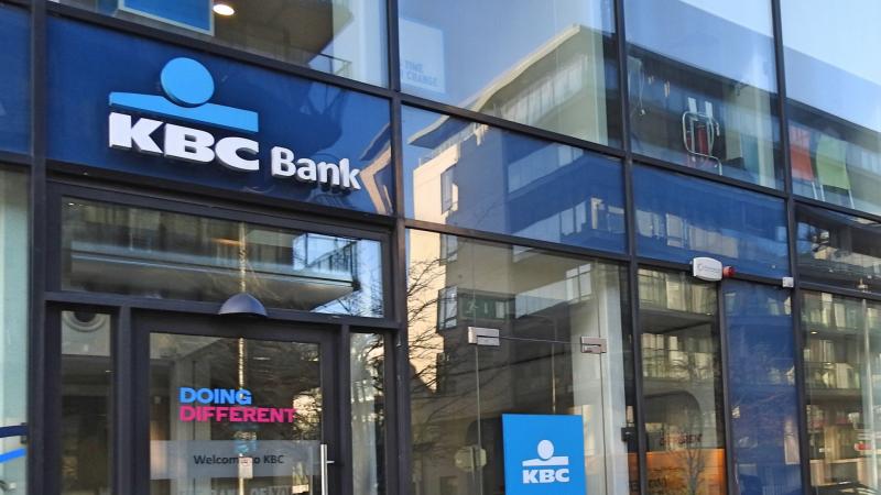 A K&H anyabankja Csehország és Szlovákia irányába bővíti tevékenységét.