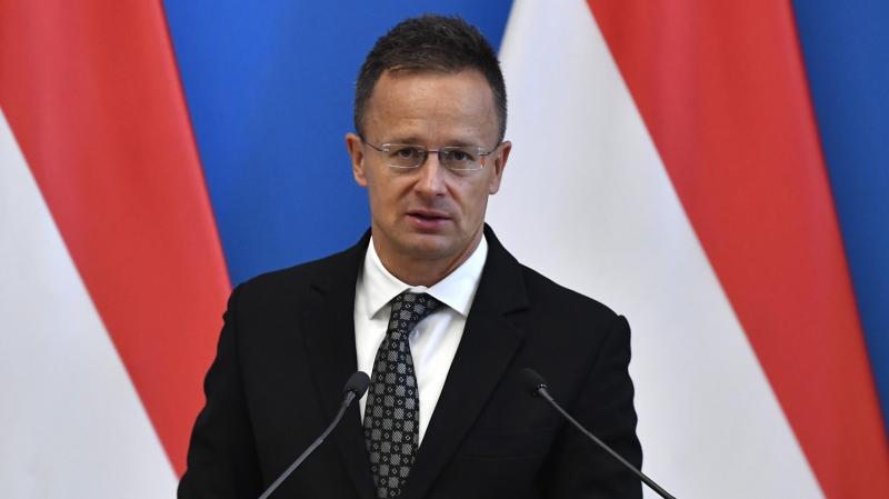 Szijjártó Péter figyelmeztetett, hogy a helyzet tovább romolhat, amennyiben az európai országok aláássák az ukrajnai békefolyamatot.